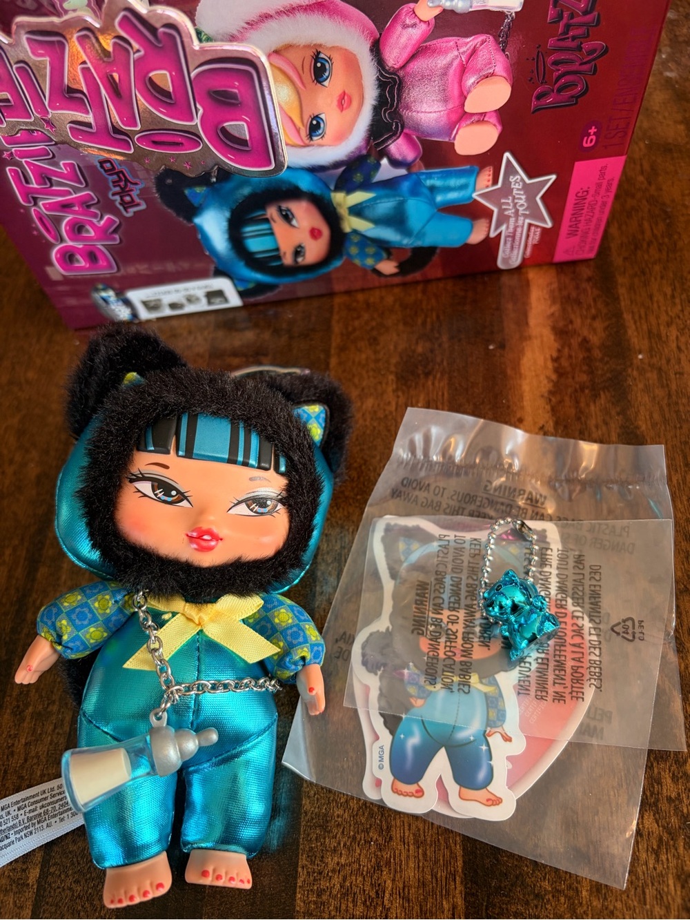Bratziez Tokyo a go go Jade